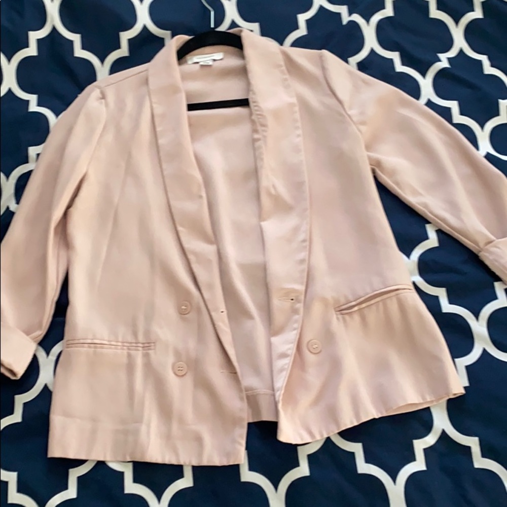 Suit light pink, rose